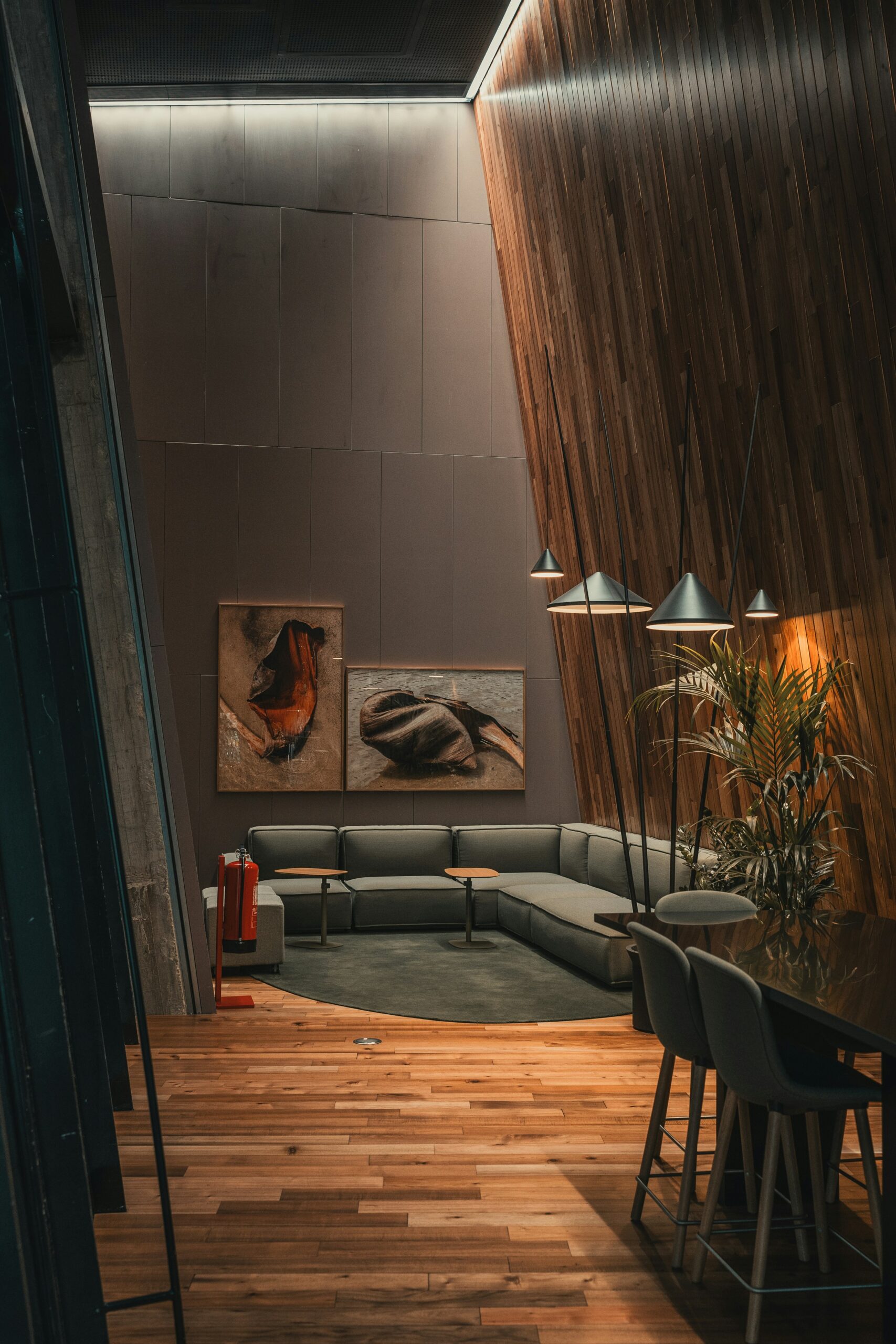 Art Deco Furniture Style:   Elegant Home Interiors